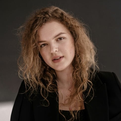 Royalty Profits AI-review-1